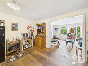 Dining Room- click for photo gallery